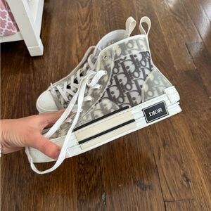 Dior oblique high top sneakers size 39 1/2 women's